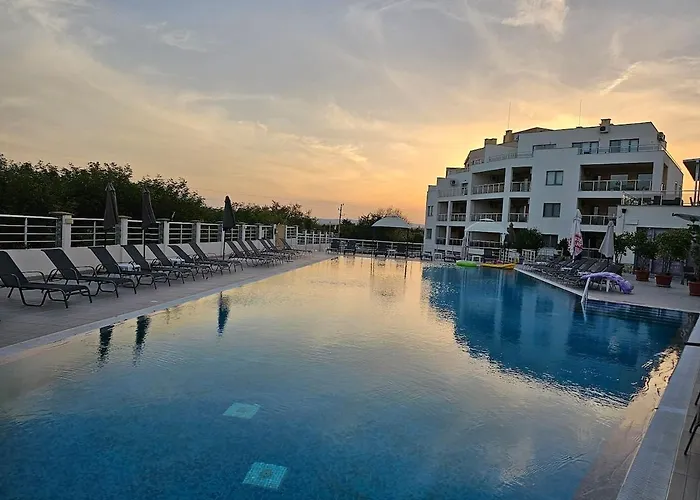 The White Flat Apartament Beala